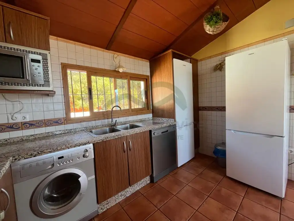 Cuina de Finca rústica en venda en El Gastor