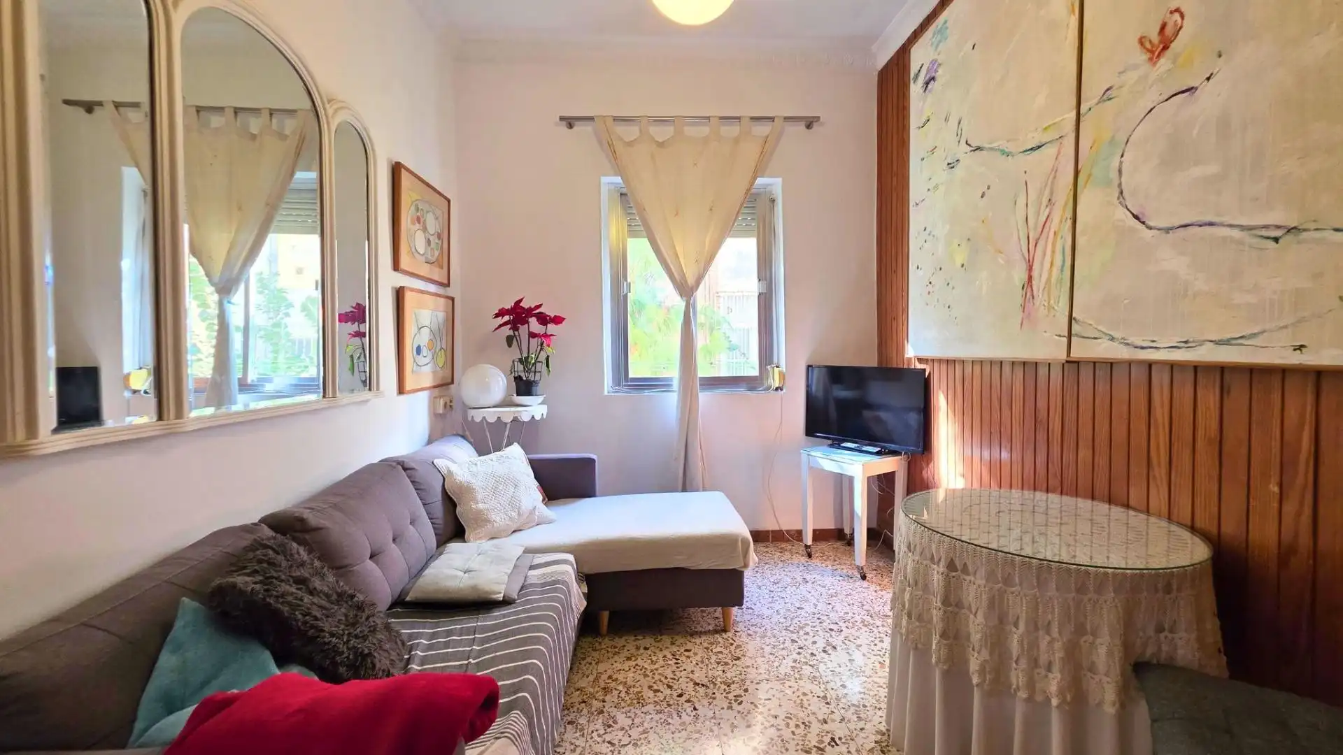 Living room of Flat for sale in Almería  with Air Conditioner, Private garden and Balcony