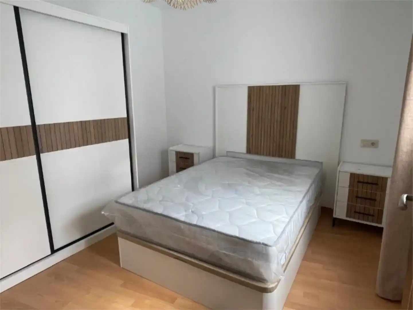 Schlafzimmer von Dachboden zum Verkauf in Don Benito