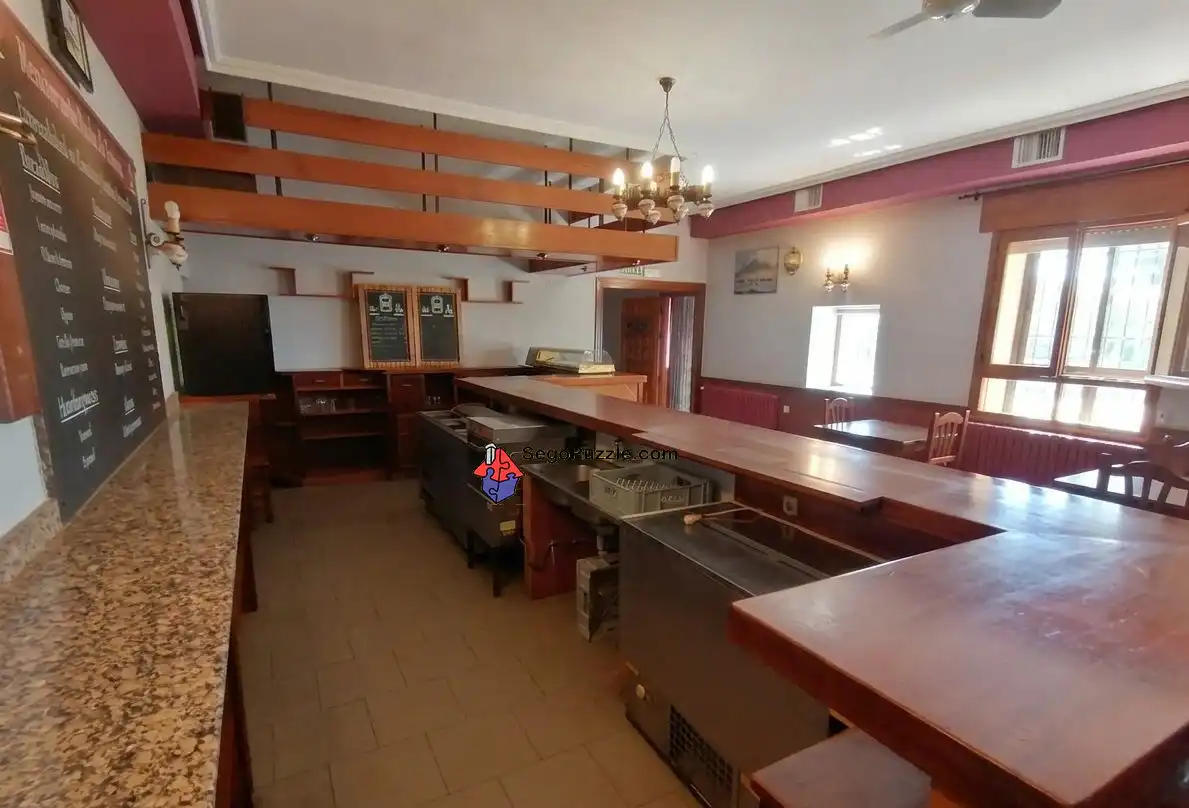 Haus oder Chalet zum Verkauf in Roda de Eresma mit Klimaanlage, Heizung und Terrasse