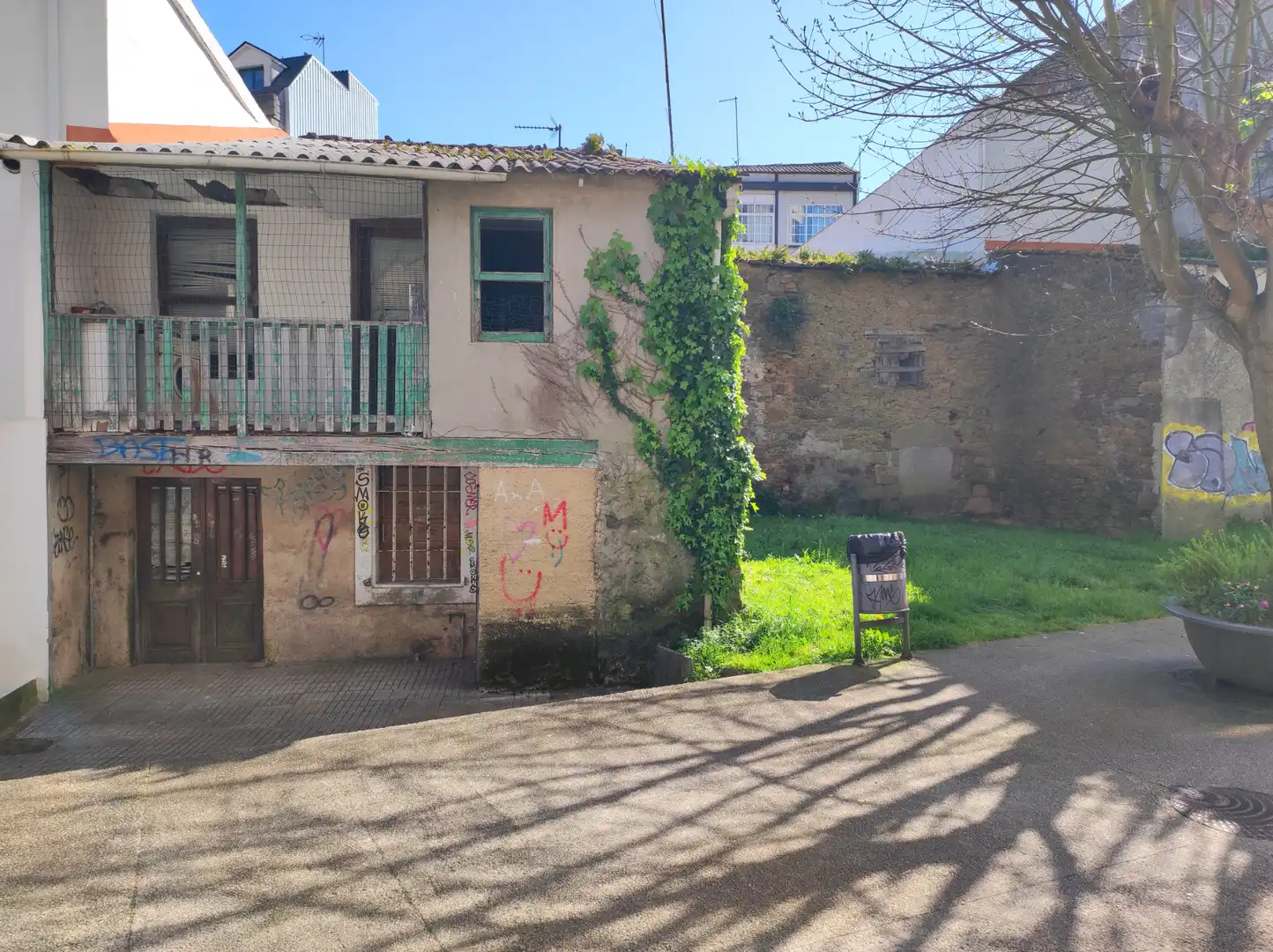 Casa amb terrassa en venda a Avenida dos Mártires, imagen 2