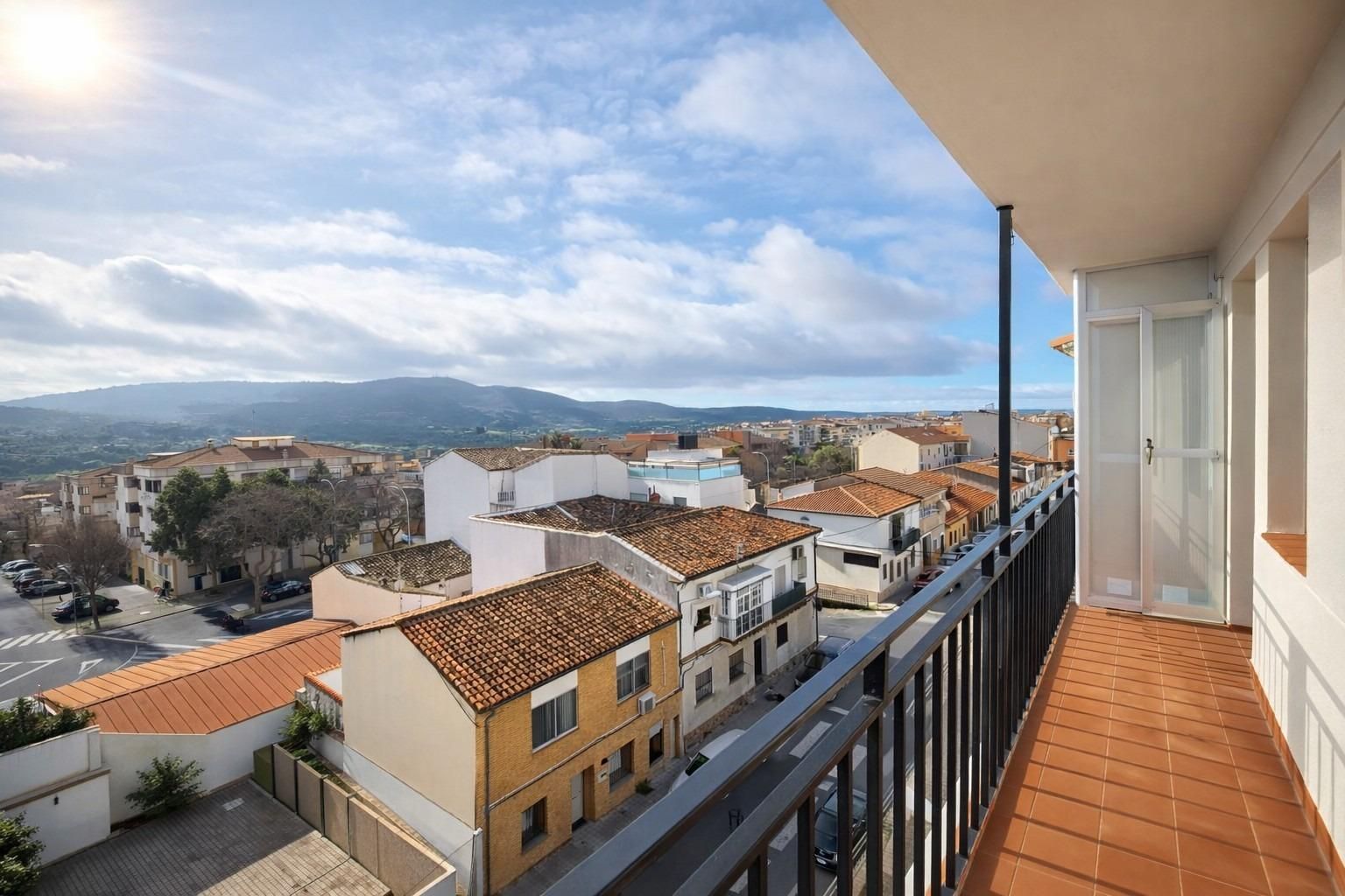 Vista exterior de Piso en venta en Plasencia con Terraza y Balcón