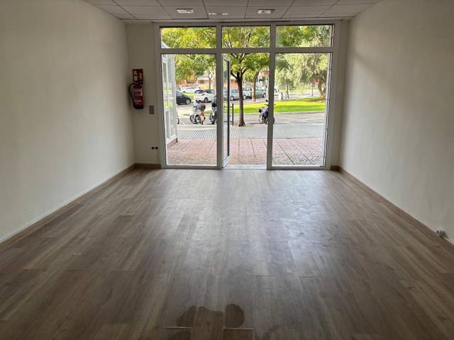 Local comercial en Alquiler en Montserrat, 2 en Barenys