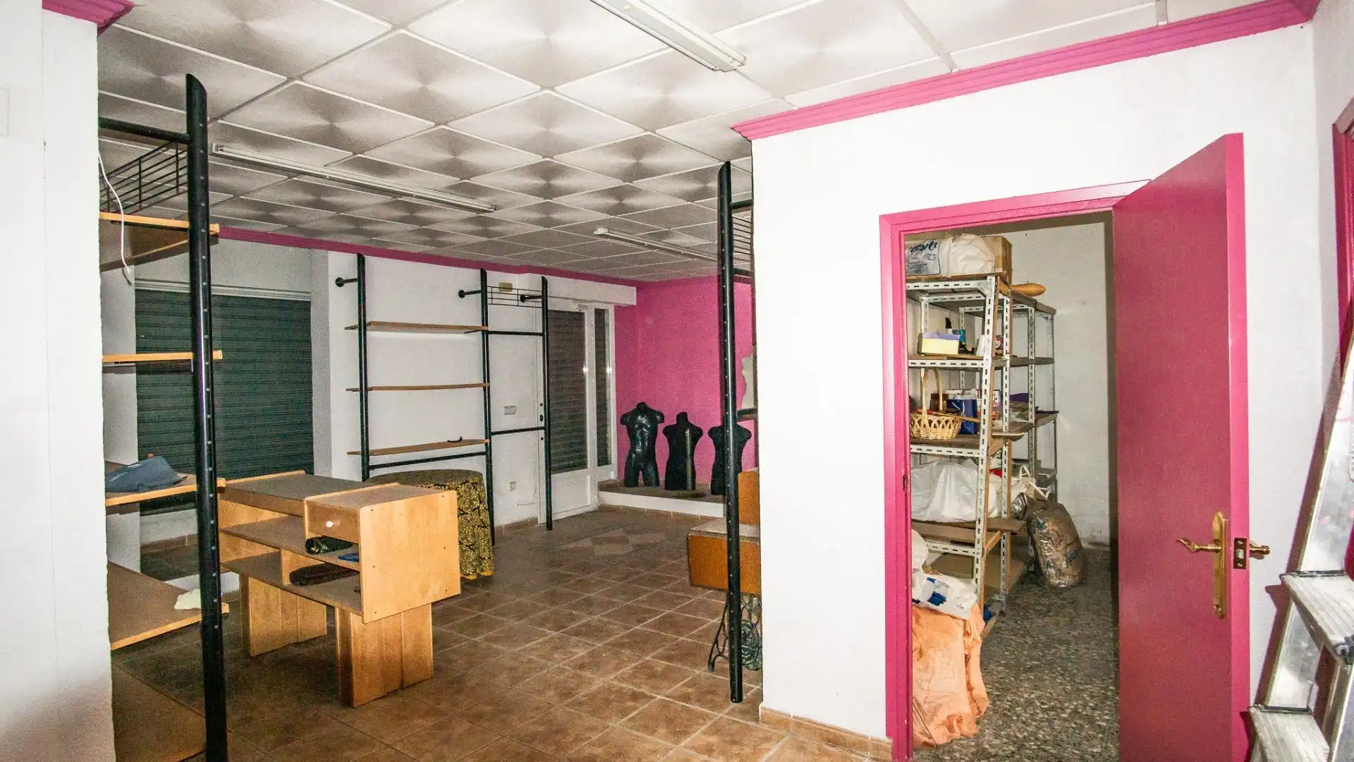 Business premises for sale in Las Trescientas - San Francisco - Ciudad Vergel, imagen 5
