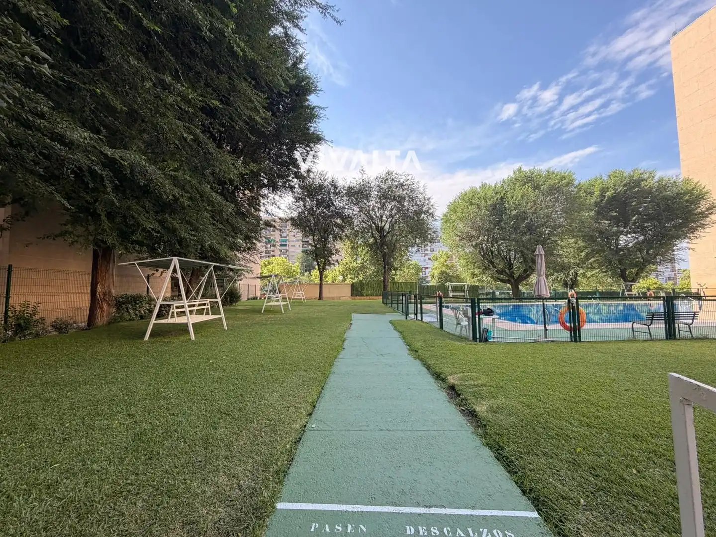 Piscina de Pis en venda en Madrid amb Aire condicionat, Calefacció i Piscina