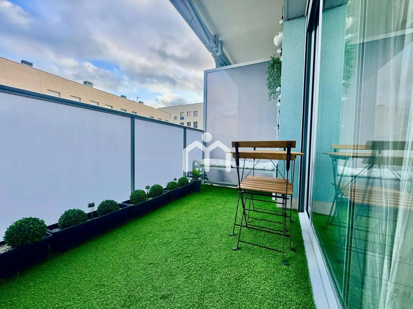 Balcony of Flat for sale in Badalona  with Air Conditioner, Heating and Parquet flooring