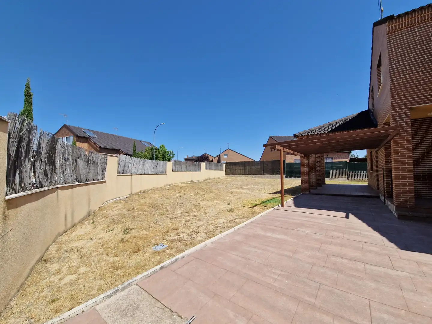 Casa adosada de lloguer en Olías del Rey amb Calefacció, Jardí privat i Traster