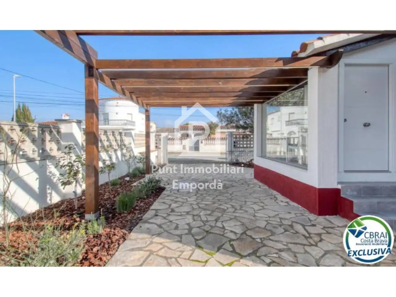 Vista exterior de Casa o xalet en venda en Roses amb Aire condicionat, Calefacció i Parquet