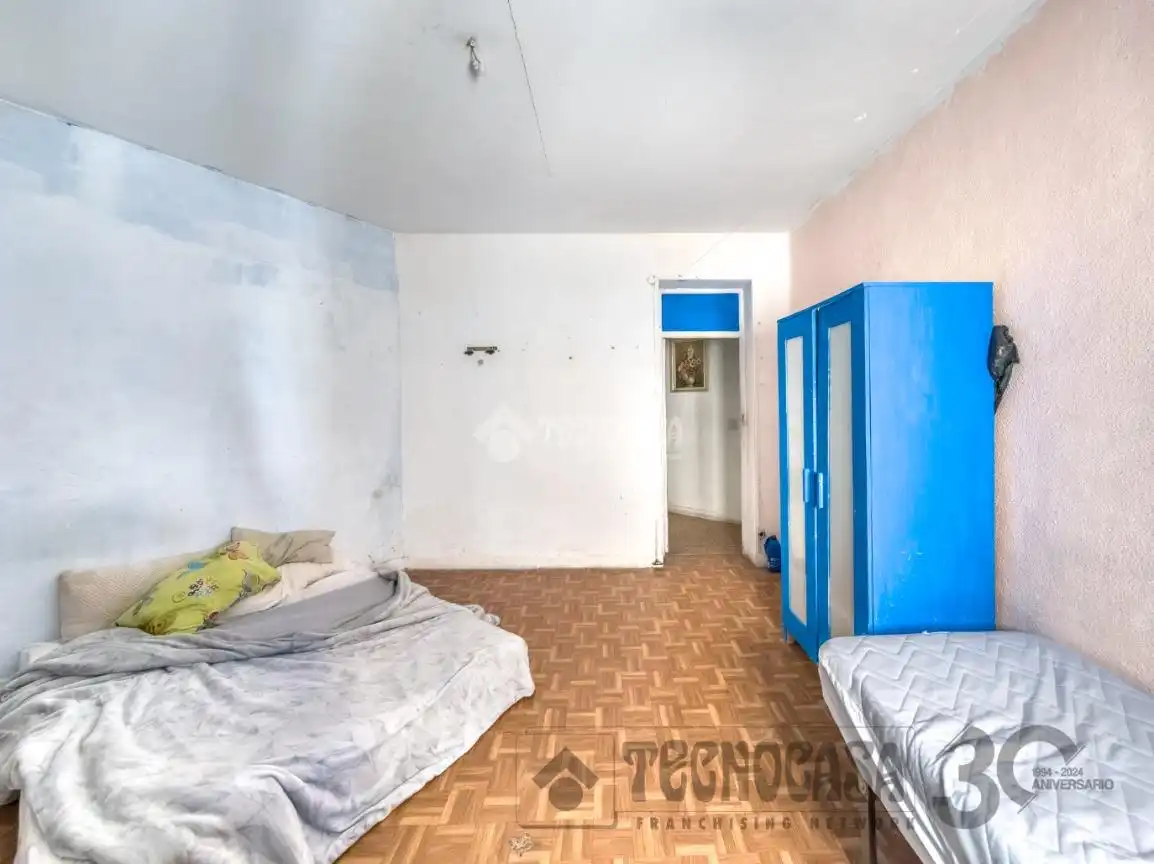 Habitación de Piso en venta en Madrid con Calefacción