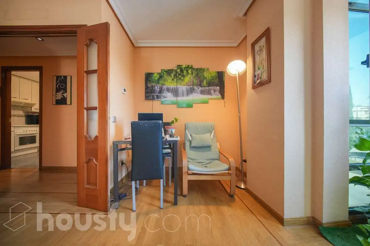 Flat for sale in Cine, Campamento