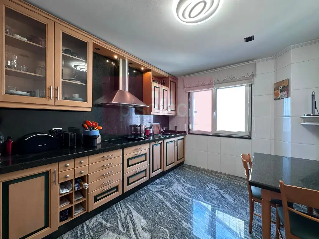 Cocina de Piso en venta en Lugo