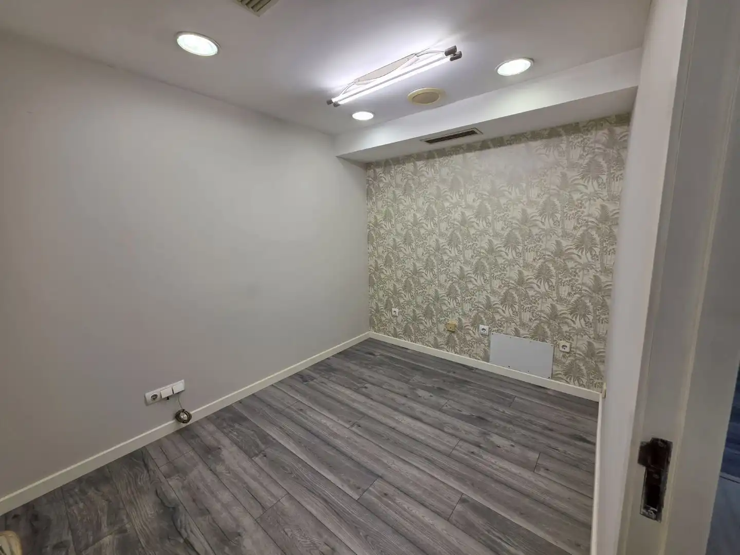 Local comercial en alquiler en Juan Flórez, imagen 22