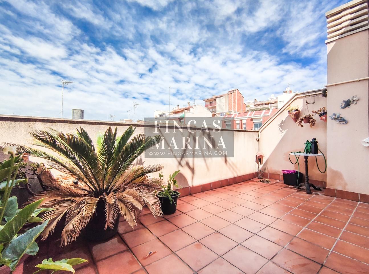 Dúplex en venda a Carrer de Sant Isidre, Centre - Estació