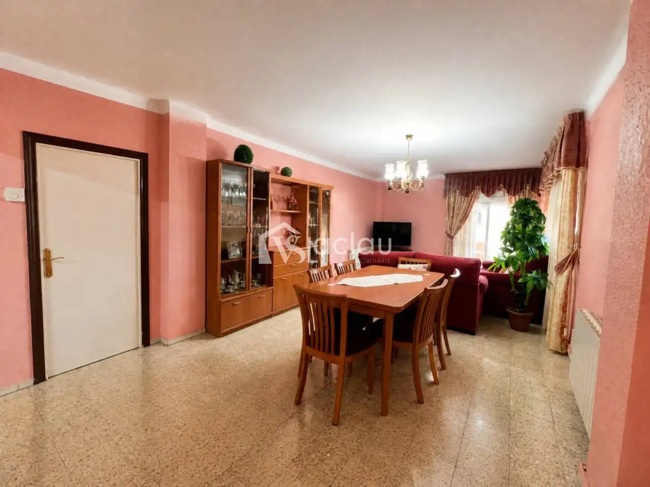 Sala d'estar de Pis en venda en Olesa de Montserrat amb Calefacció i Terrassa
