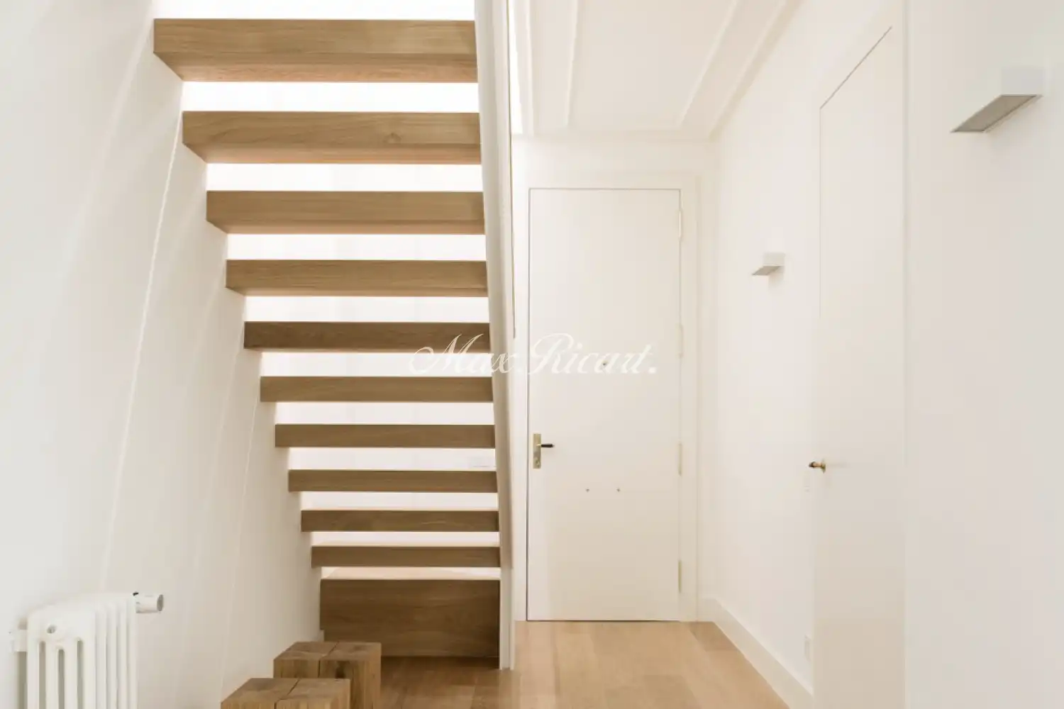 Dachboden zur Miete in N/A, Dreta de l'Eixample