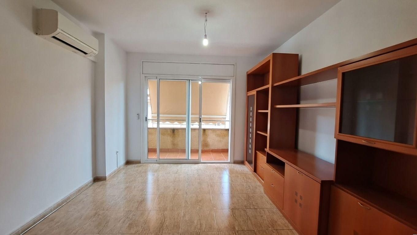 Living room of Flat for sale in Esparreguera