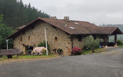 Vista exterior de Casa o xalet en venda en Berriz amb Calefacció, Jardí privat i Terrassa