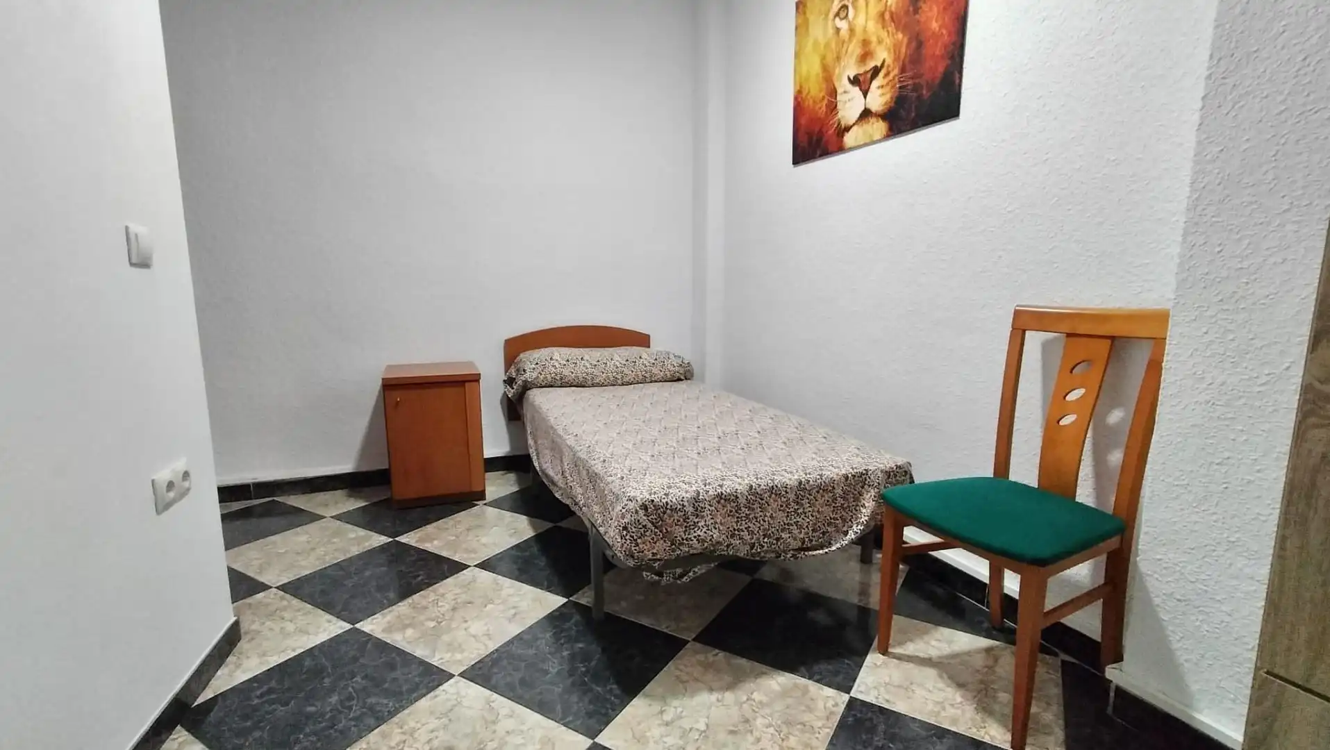 Habitación de Piso para compartir en Málaga con Aire acondicionado, Calefacción y Terraza