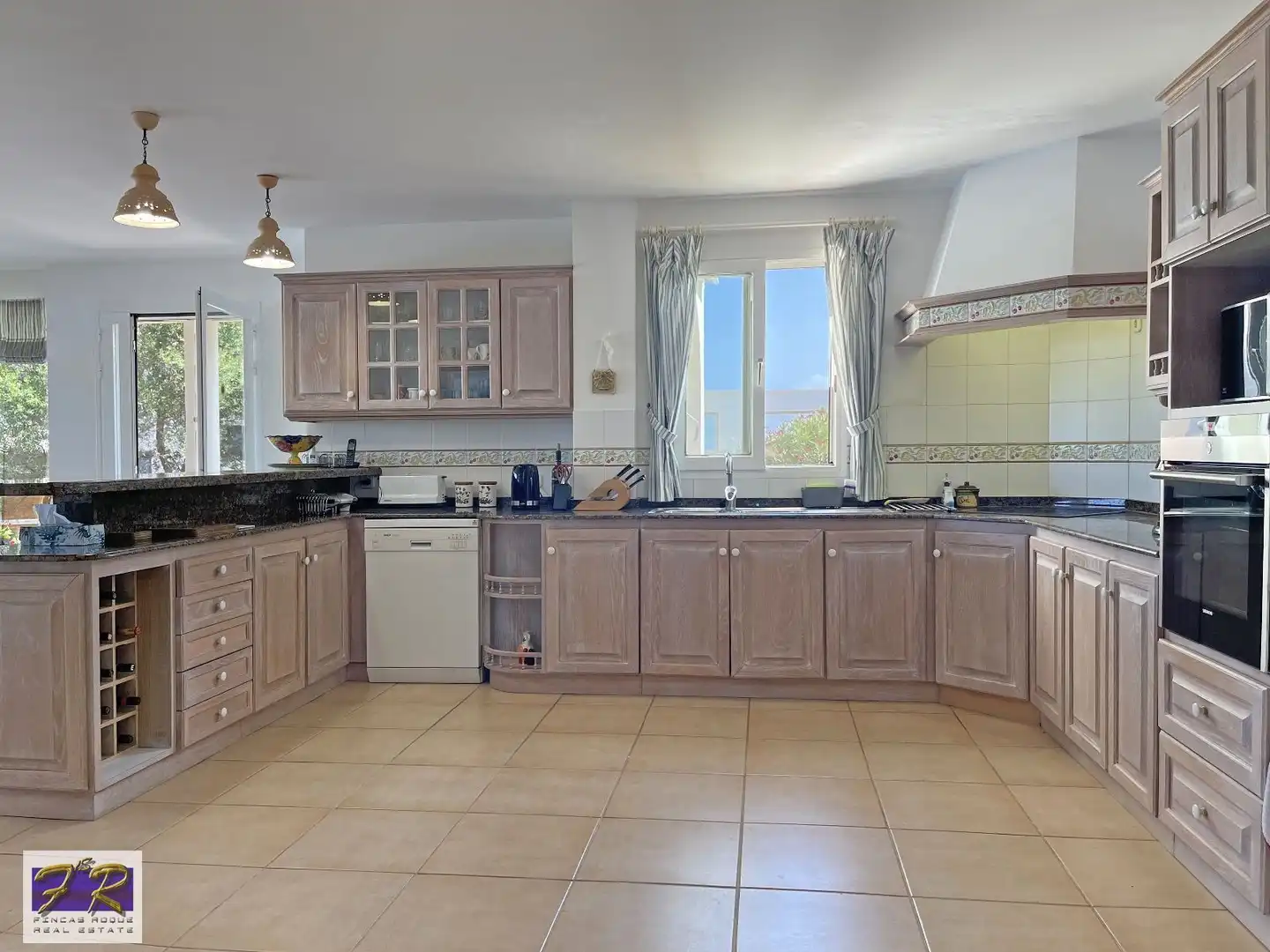 Kitchen of Houses for sale in Alcúdia  with Air Conditioner, Heating and Terrace