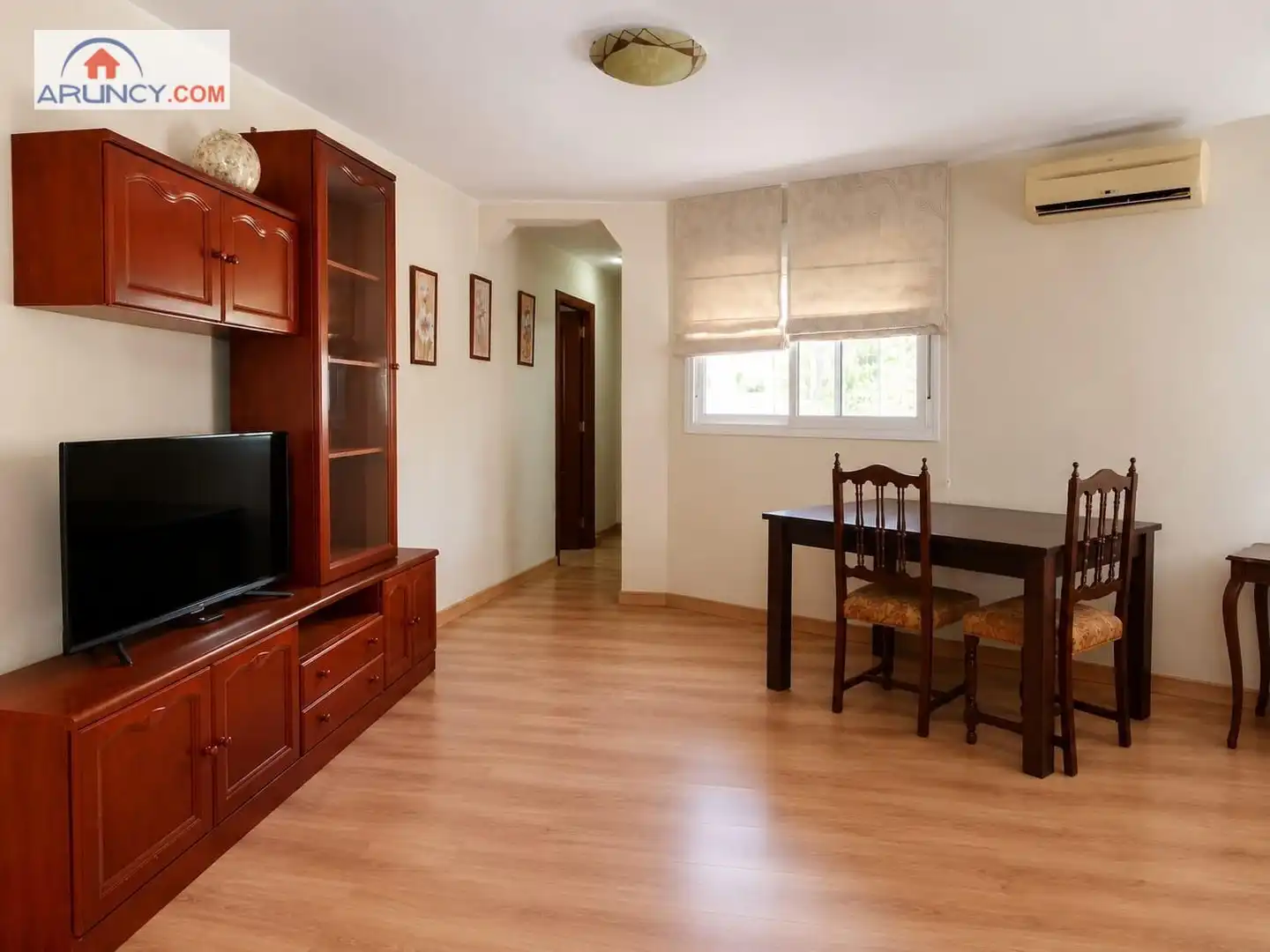 Sala de estar de Piso en venta en Sevilla con Aire acondicionado, Terraza y Amueblado