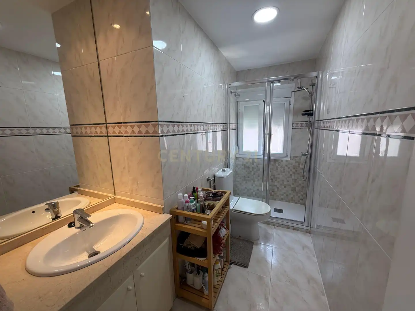 Apartments for rent in Calle de Andrés Tamayo, Madrid, Spain, -1, Guindalera