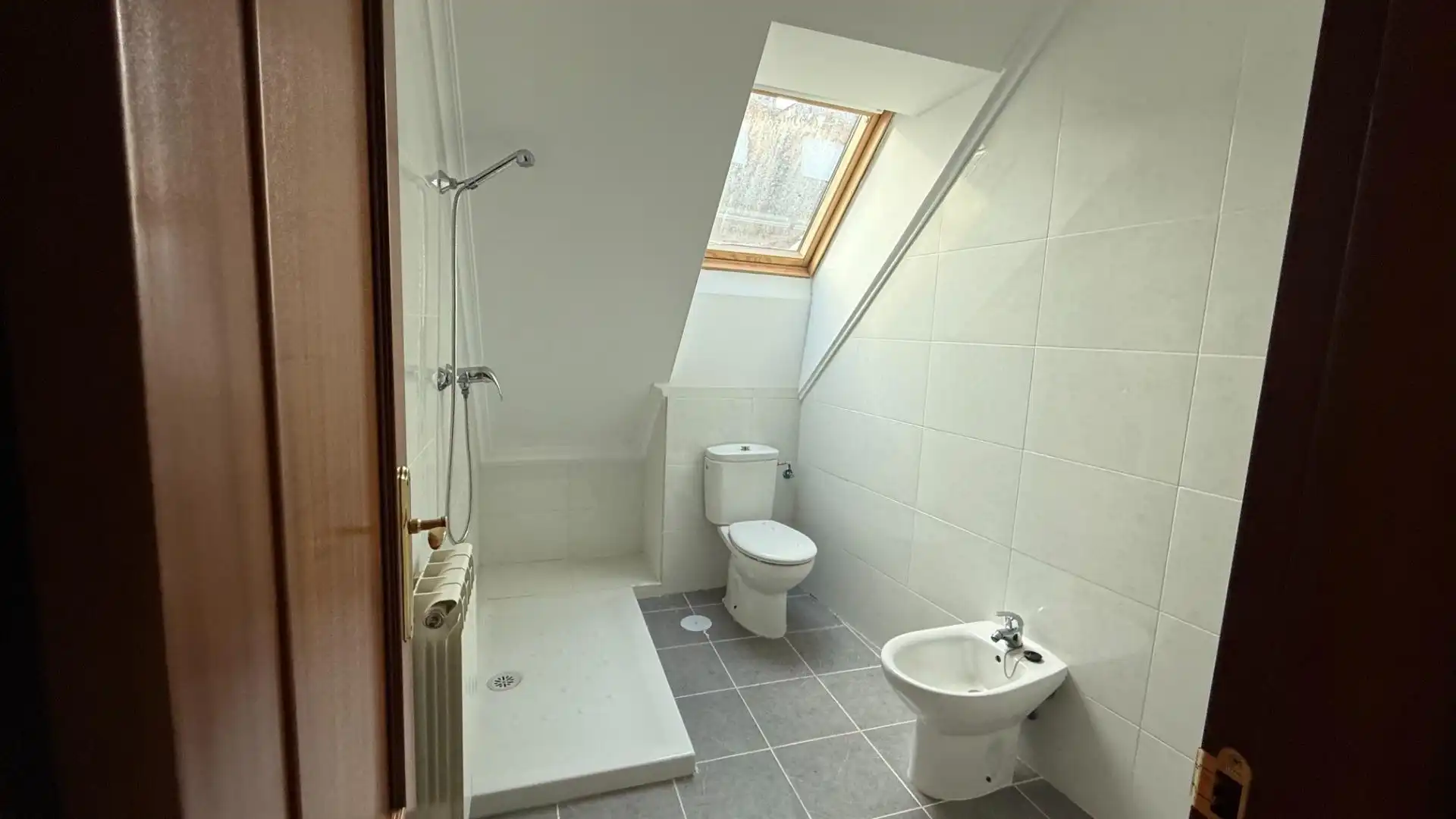 Badezimmer von Gebäude zum Verkauf in Limpias