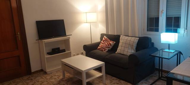 Piso en Alquiler en Calle Castillo de Alcala de Guadaira en Bami - La Estrella