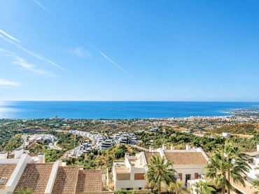 Àtic amb ascensor en venda a Río Real - Los Monteros