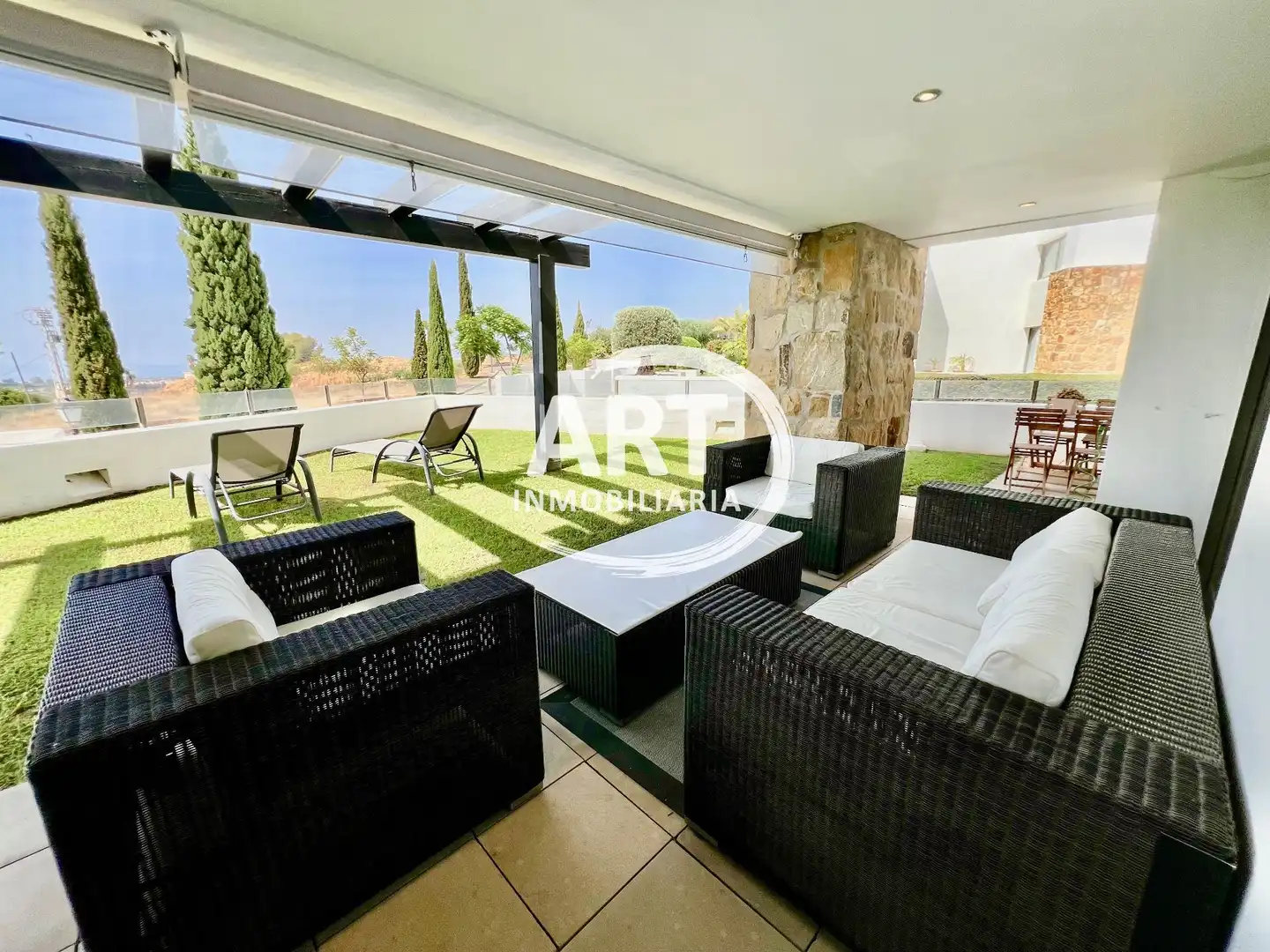 Terrassa de Apartament en venda en Benahavís amb Aire condicionat, Calefacció i Jardí privat