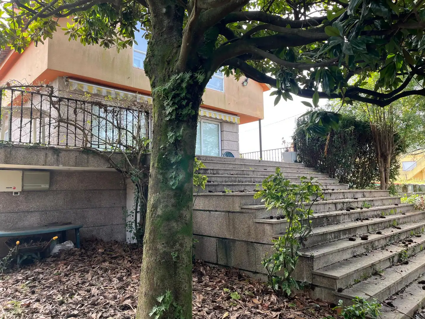 Exterior view of Houses for sale in Vigo   with Private garden, Terrace and Swimming Pool