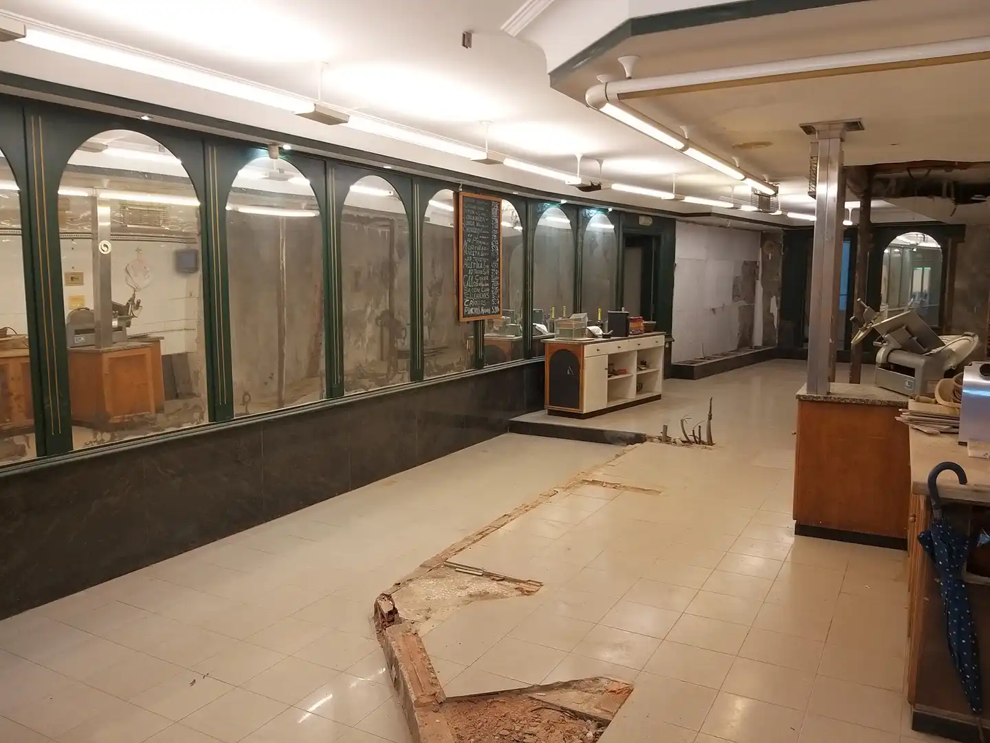 Business premises to rent in Calle Galiana, imagen 2