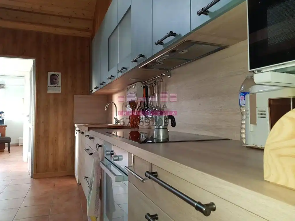Cocina de Finca rústica en venta en Ponteareas con Jardín privado, Terraza y Piscina