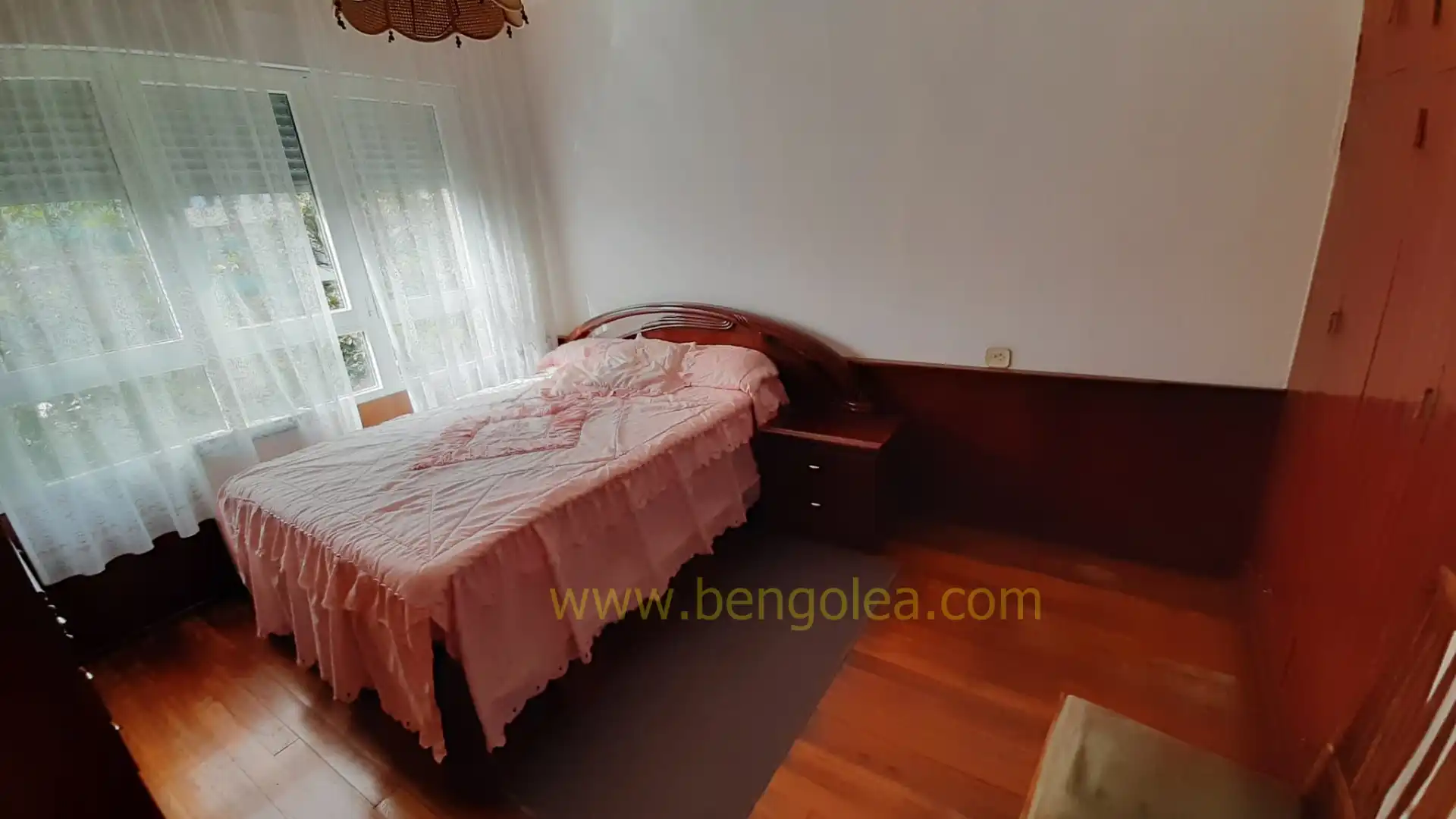 Habitación de Piso en venta en Barakaldo  con Terraza, Trastero y Amueblado