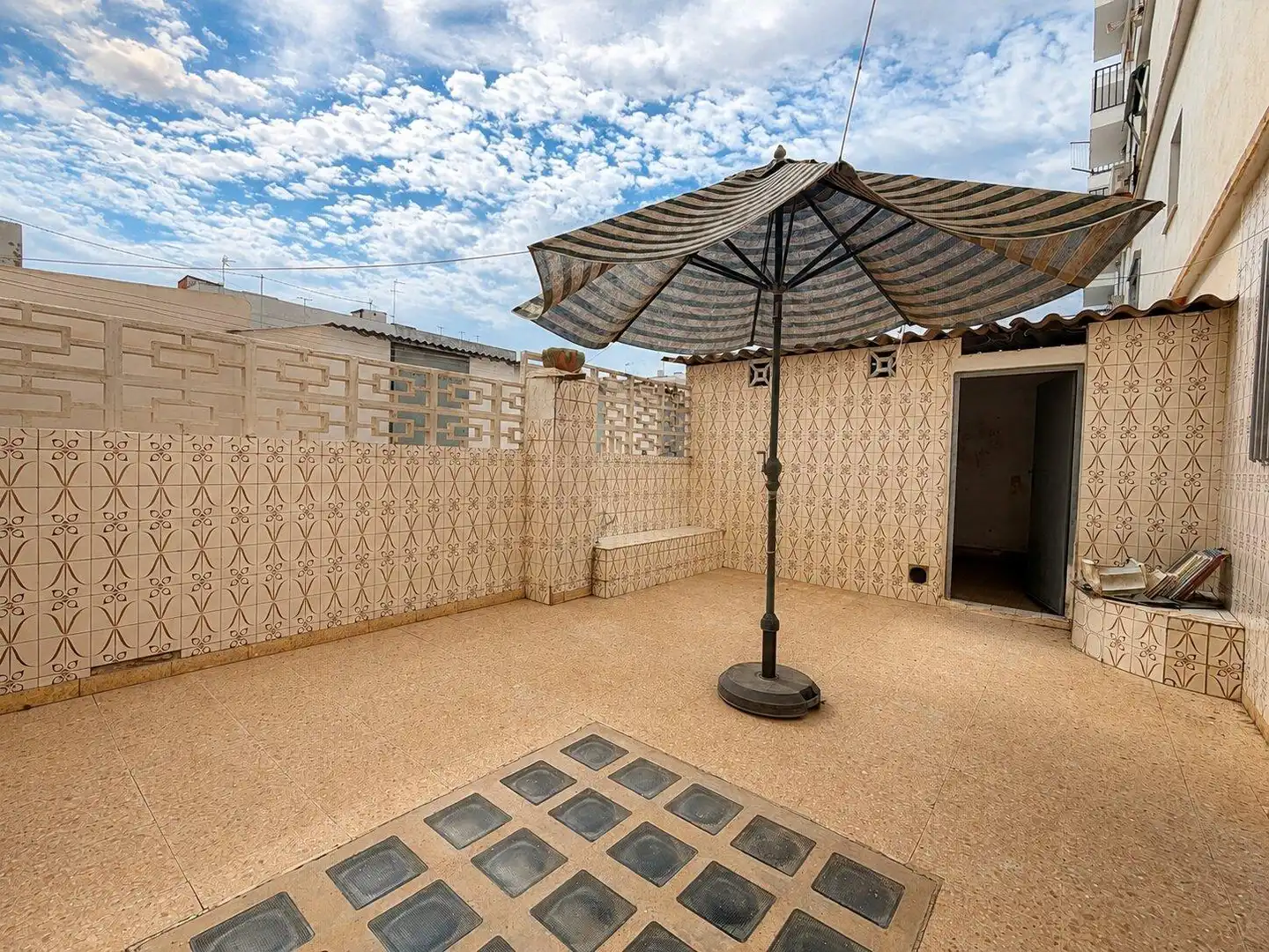 Terraza de Piso en venta en Meliana con Terraza, Trastero y Balcón