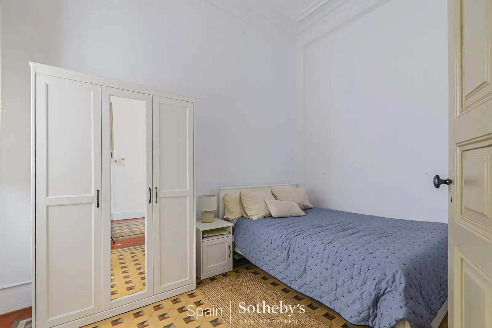 Habitación de Apartamento en venta en Barcelona con Calefacción y Terraza