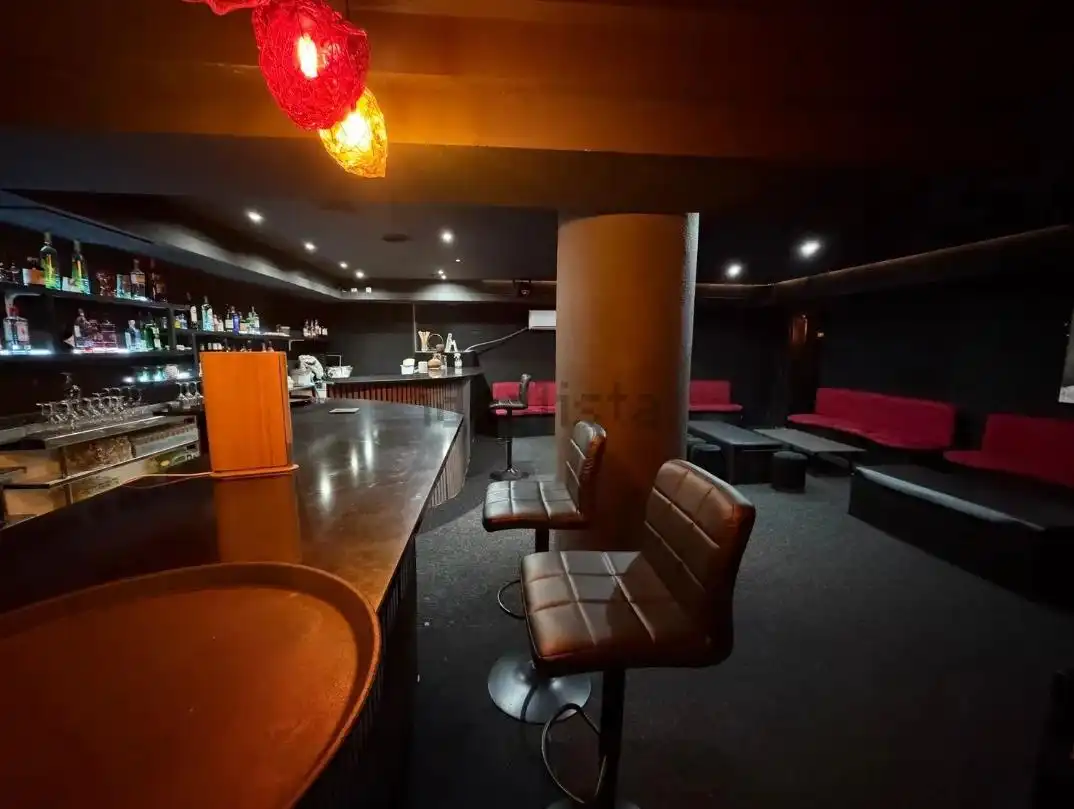 Local comercial en traspaso en Centro, imagen 2