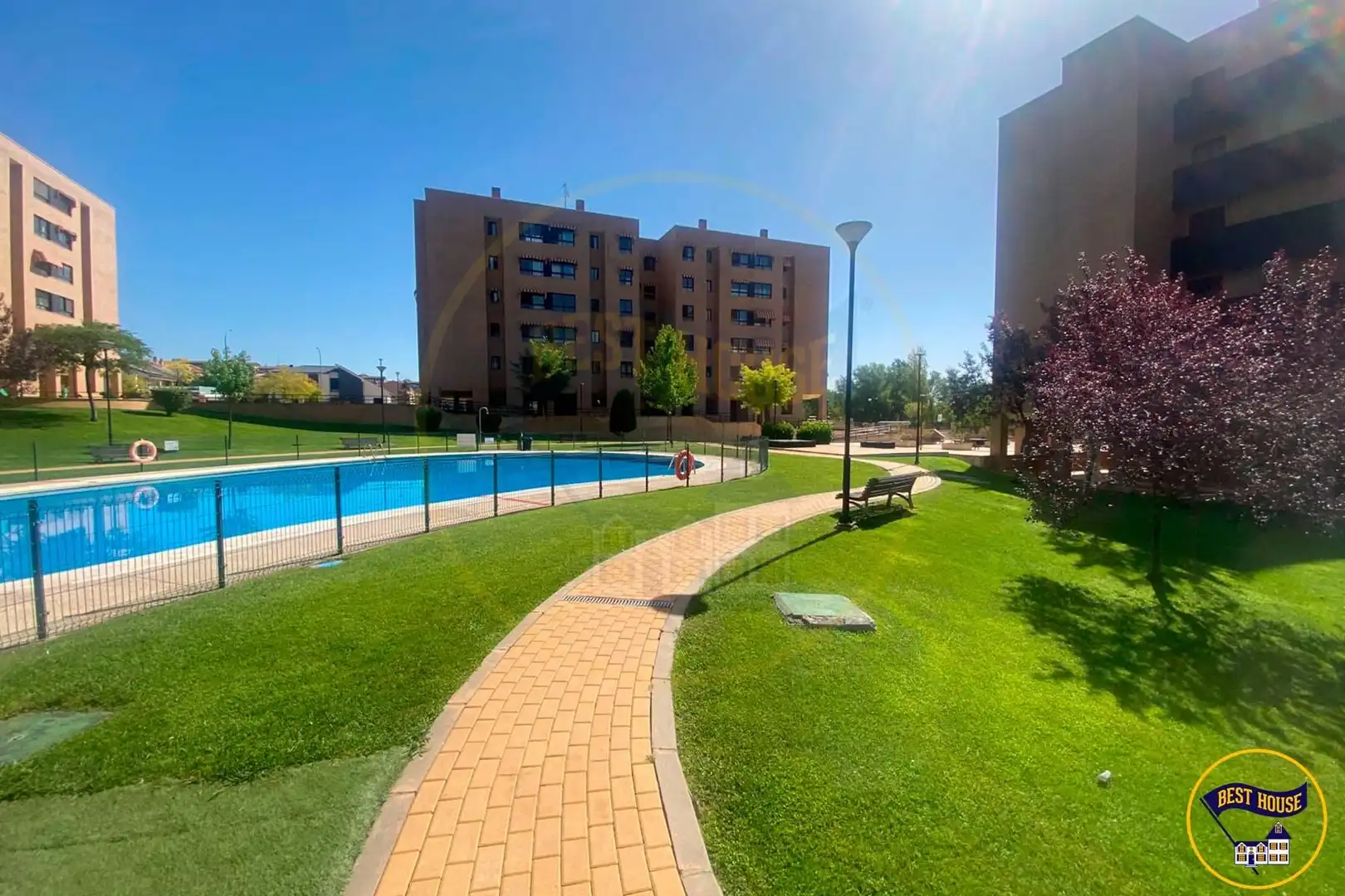 Swimming pool of Flat for sale in Alameda
