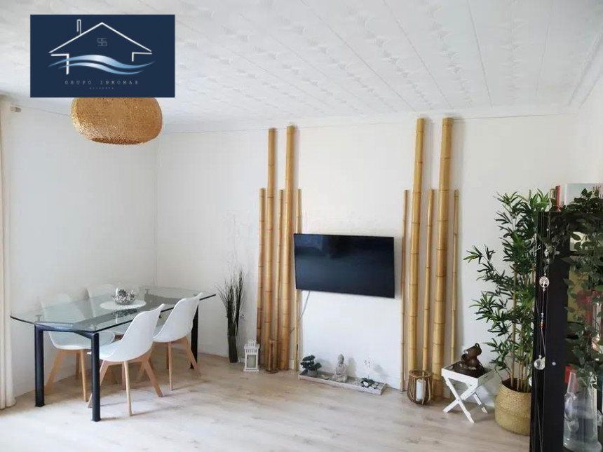 Sala d'estar de Pis en venda en Alicante / Alacant amb Aire condicionat, Calefacció i Parquet