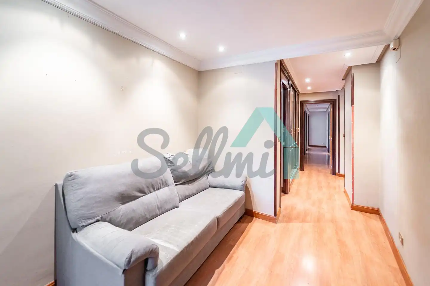Piso en venta en Oviedo  con Calefacción, Terraza y Trastero
