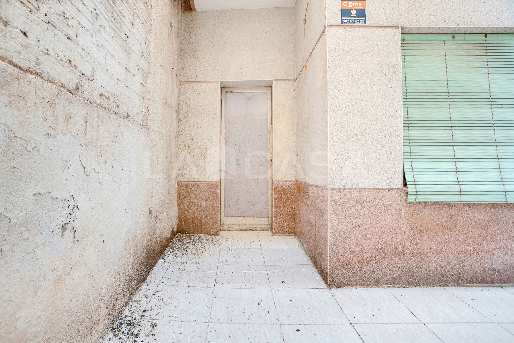 Flat for sale in L'Hospitalet de Llobregat  with Terrace