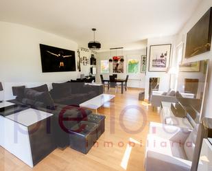 Living room of House or chalet for sale in Lugo Capital  with Heating, Private garden and Parquet flooring