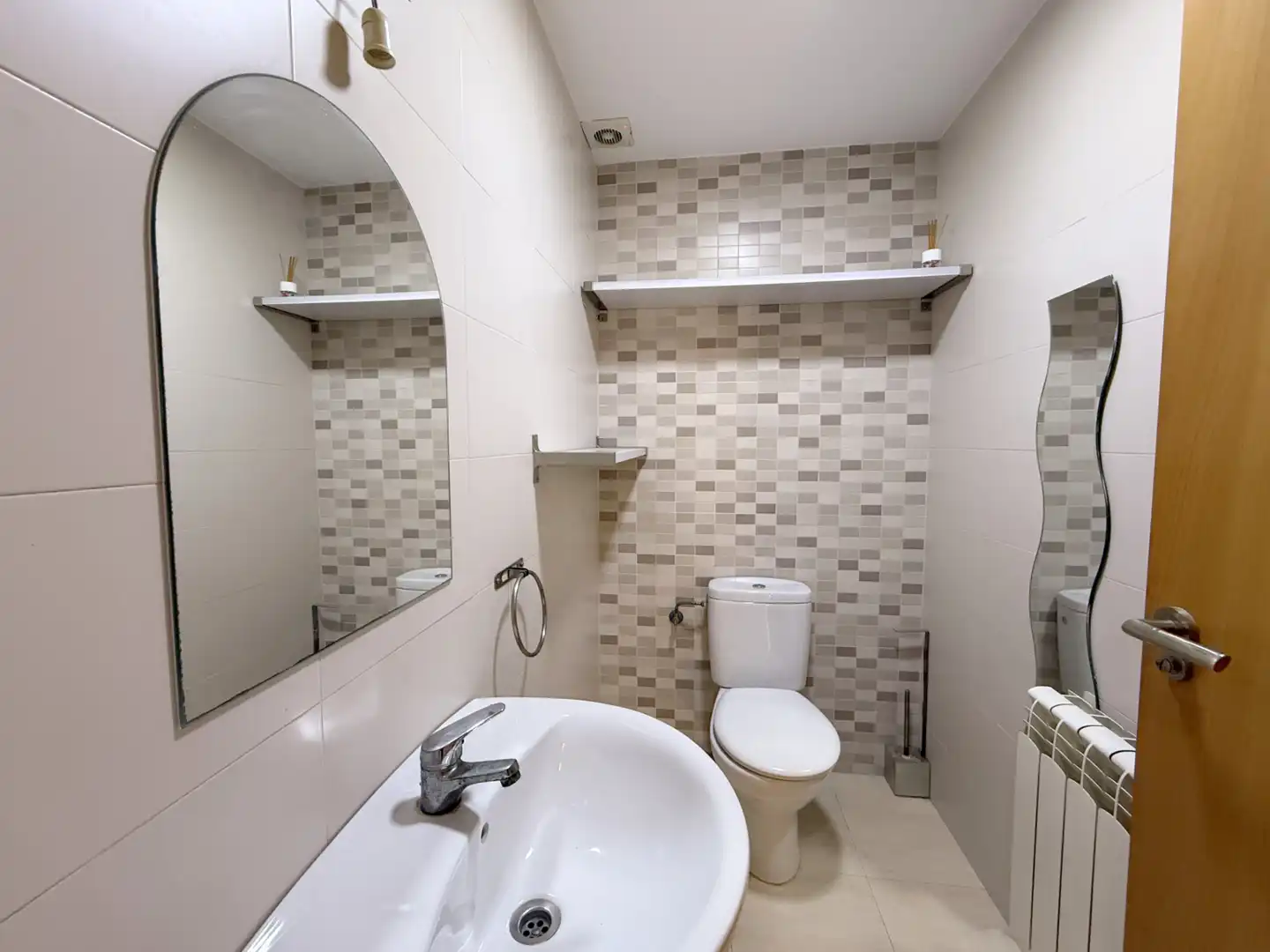 Baño de Casa adosada en venta en Banyeres del Penedès con Calefacción, Jardín privado y Terraza