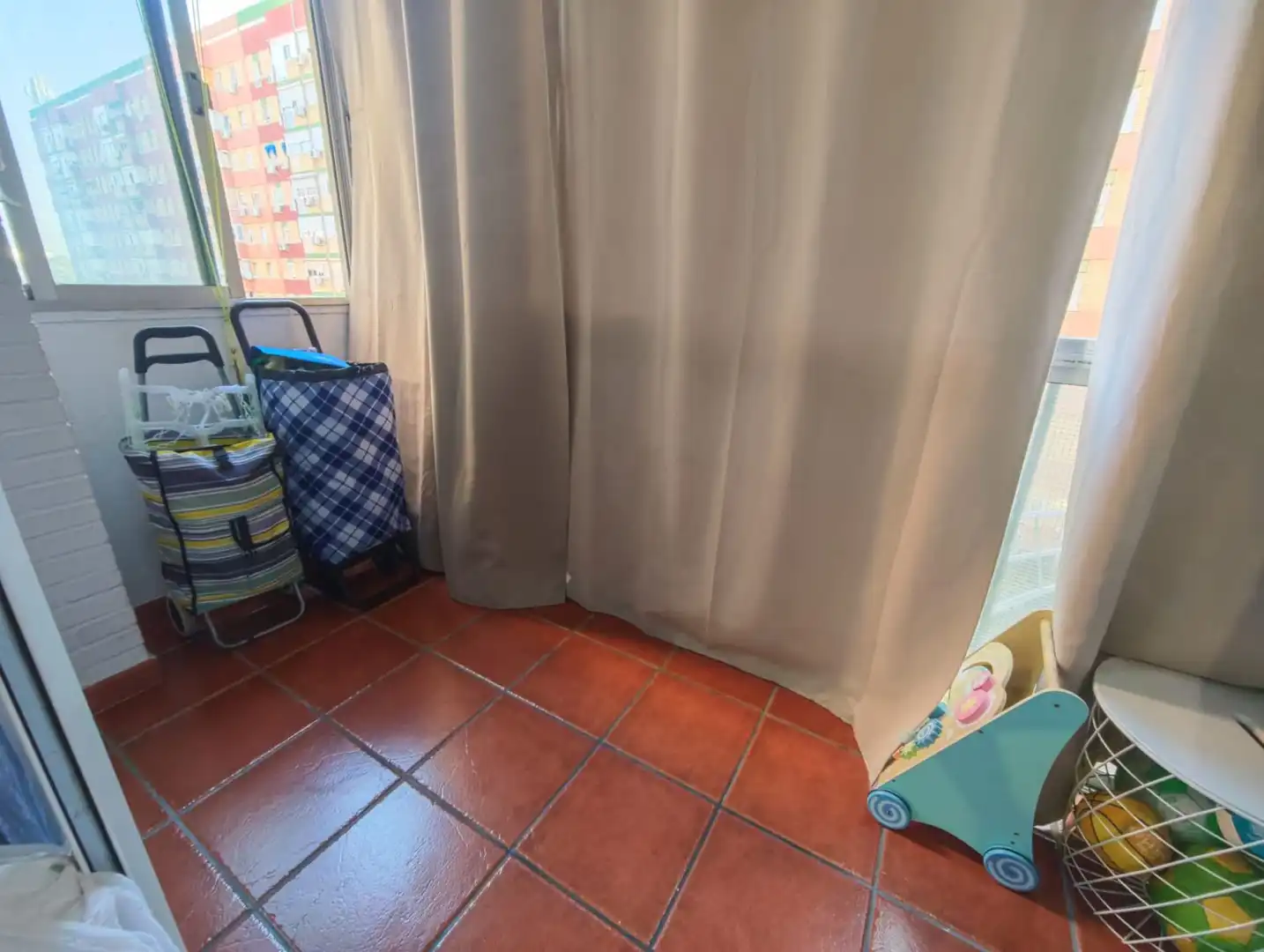 Balcony of Flat for sale in Sevilla  with Air Conditioner and Terrace
