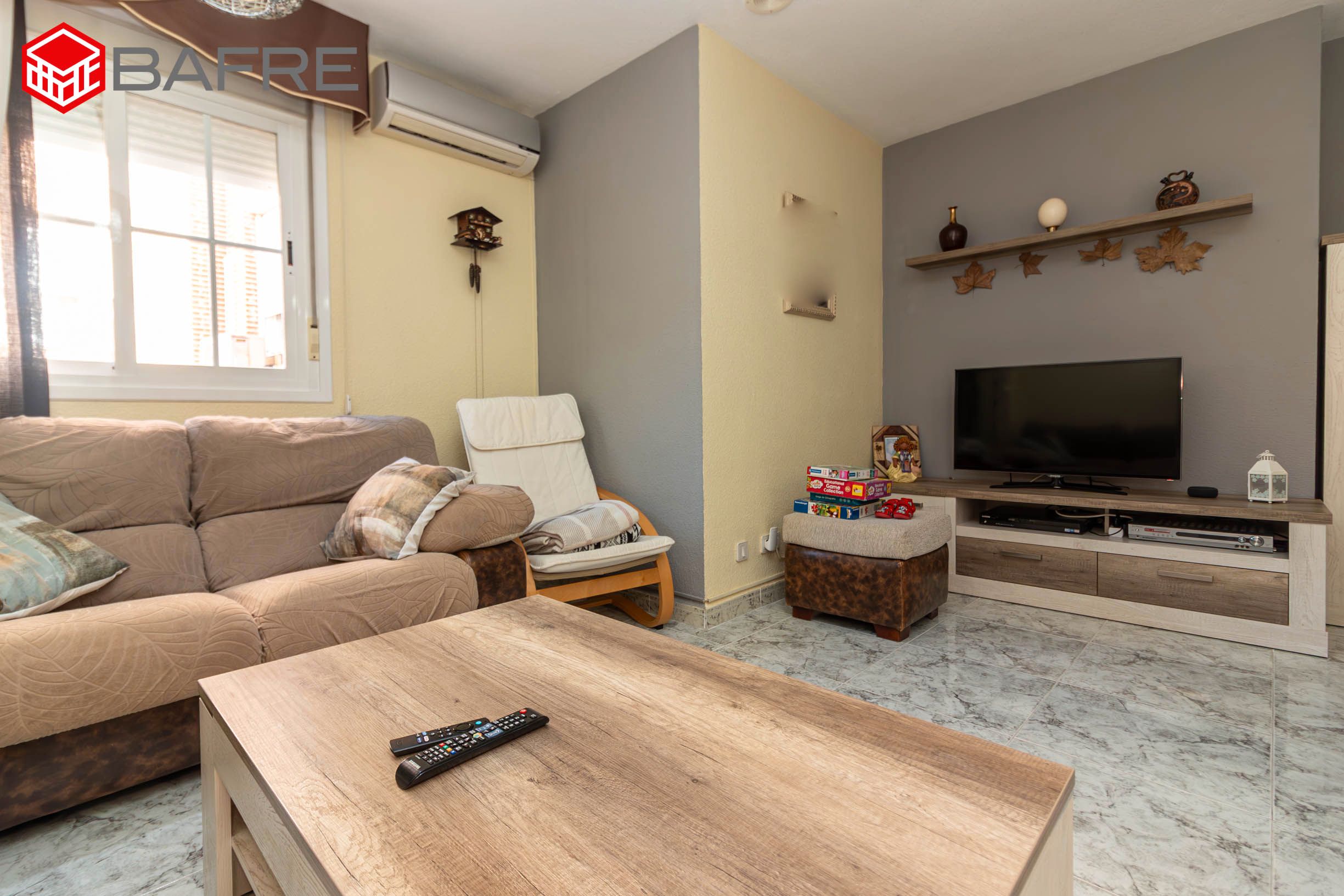 Sala d'estar de Pis en venda en Valdemoro amb Aire condicionat i Terrassa