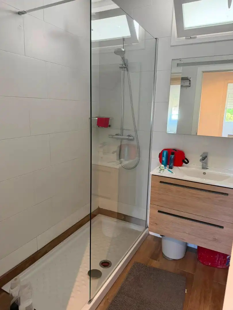 Baño de Piso en venta en Algeciras con Amueblado