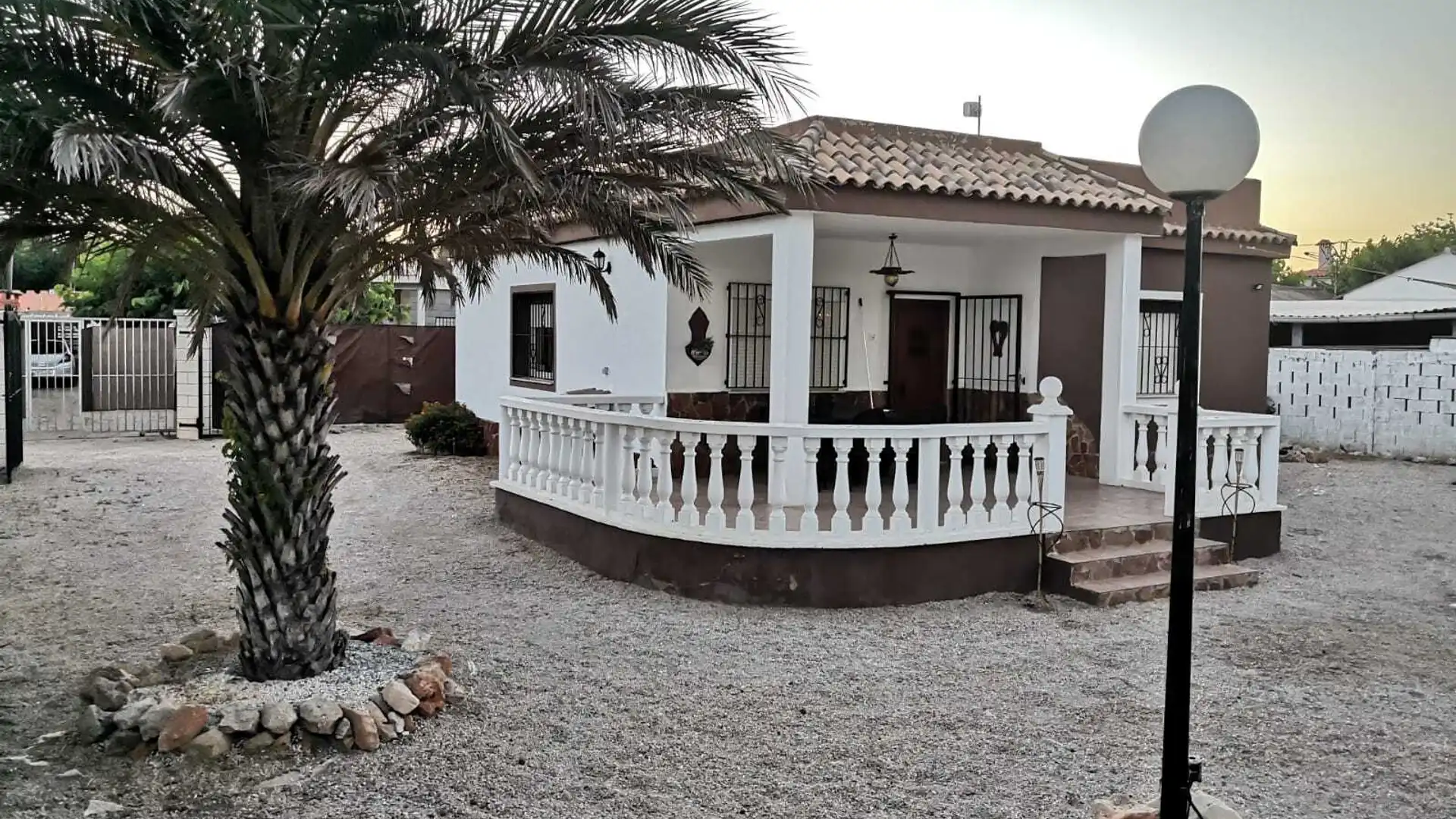 Country homes for sale in El Marenyet
