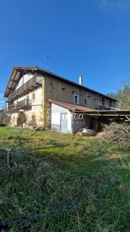 Finca rústica en venda en Larrabetzu amb Jardí privat i Balcó