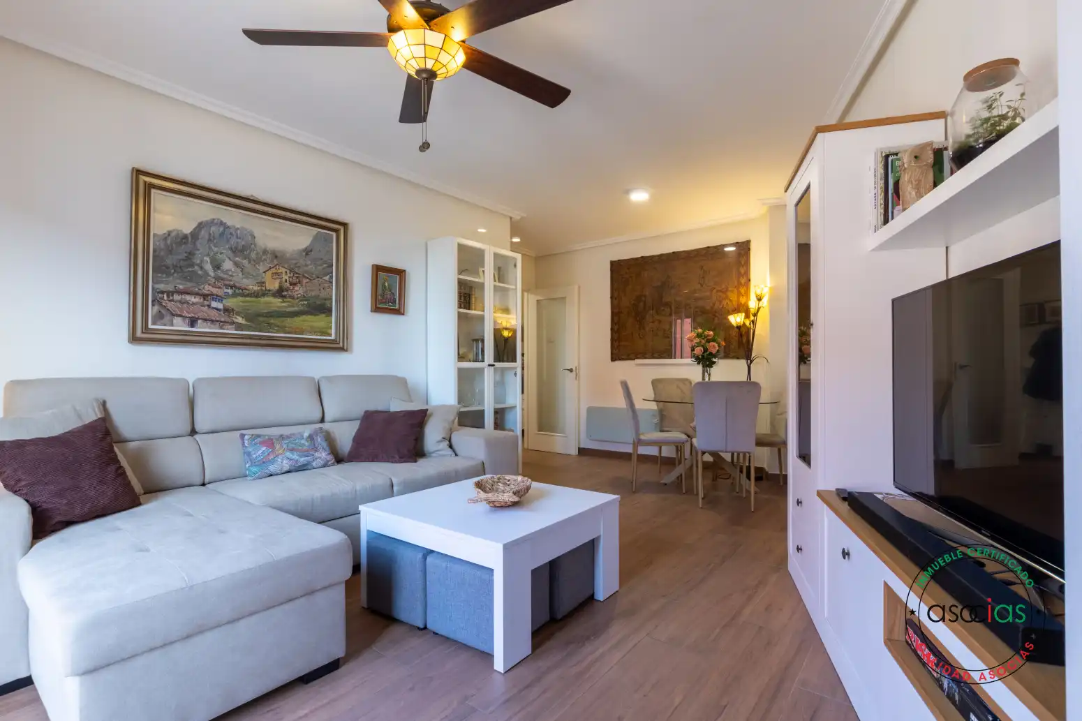 Sala de estar de Piso en venta en Soto del Barco con Calefacción, Parquet y Terraza