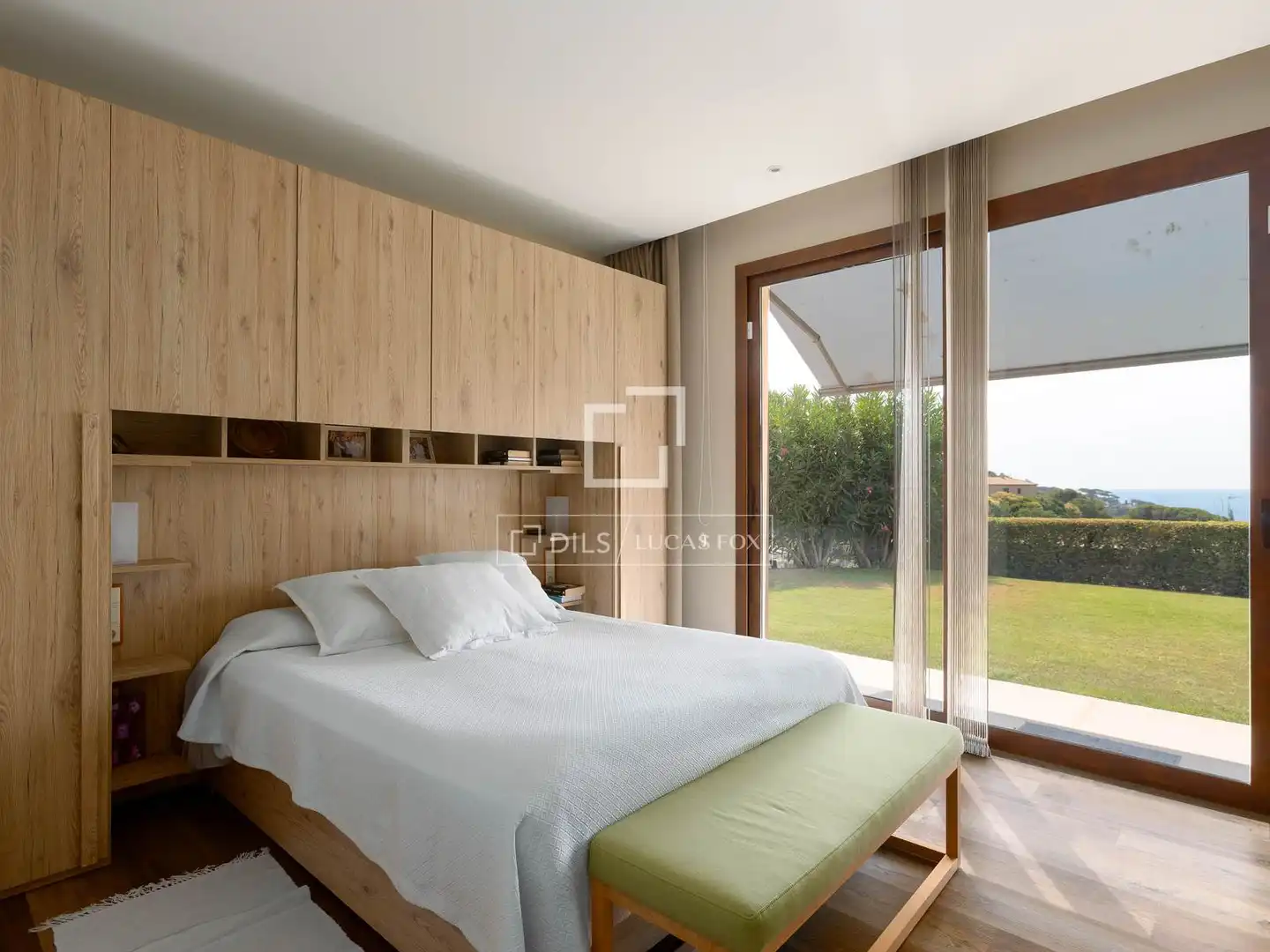 Habitación de Casa o chalet en venta en Sant Vicenç de Montalt con Aire acondicionado, Calefacción y Jardín privado