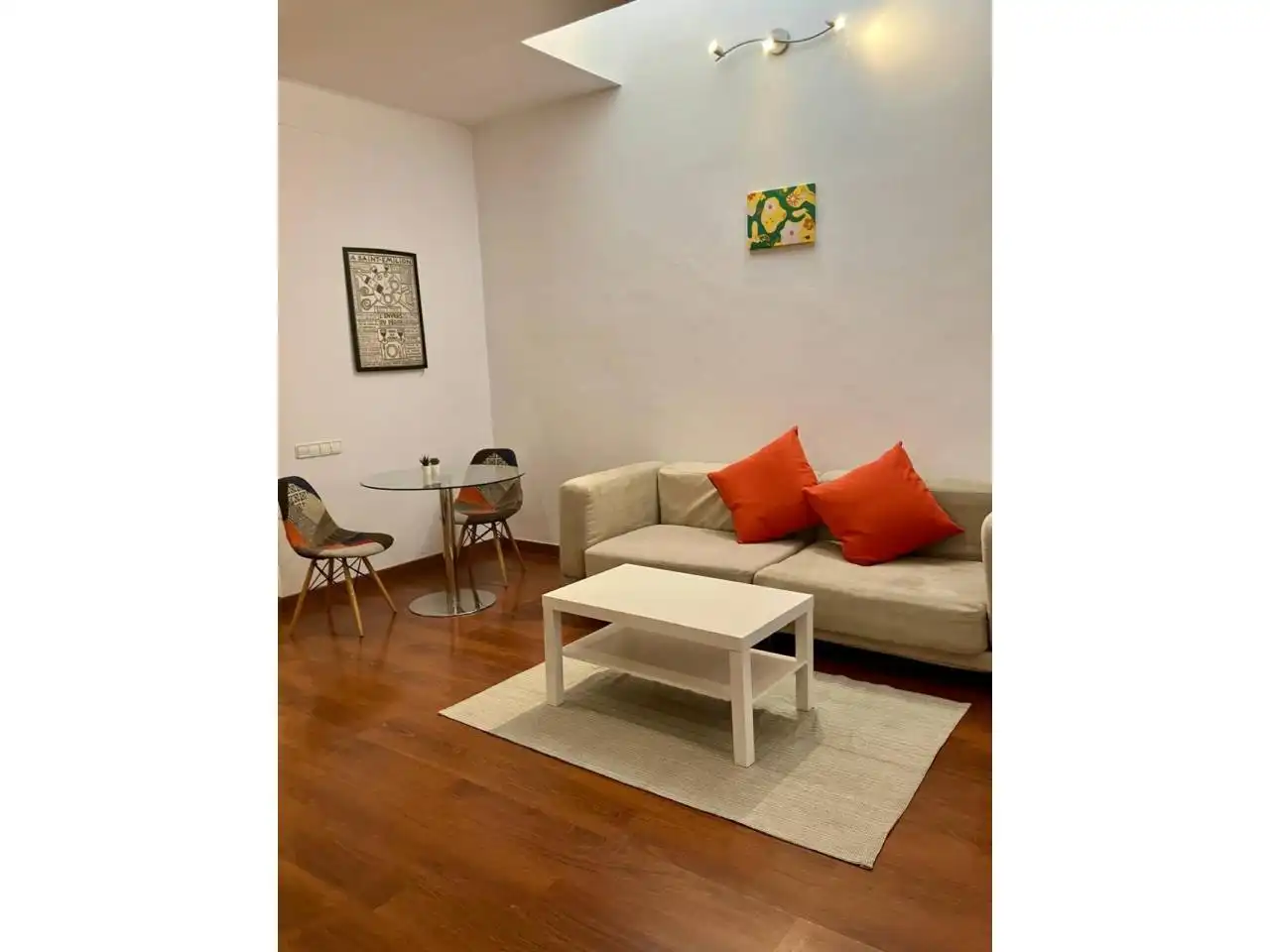 Living room of Flat for rent in Barcelona  with Air Conditioner, Heating and Private garden